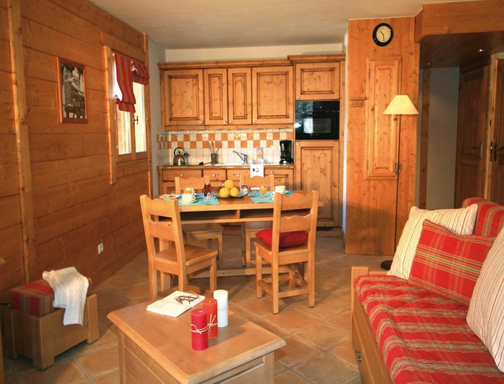 Lagrange Vacances Le Hameau Du Rocher Blanc Serre Chevalier Kamer foto