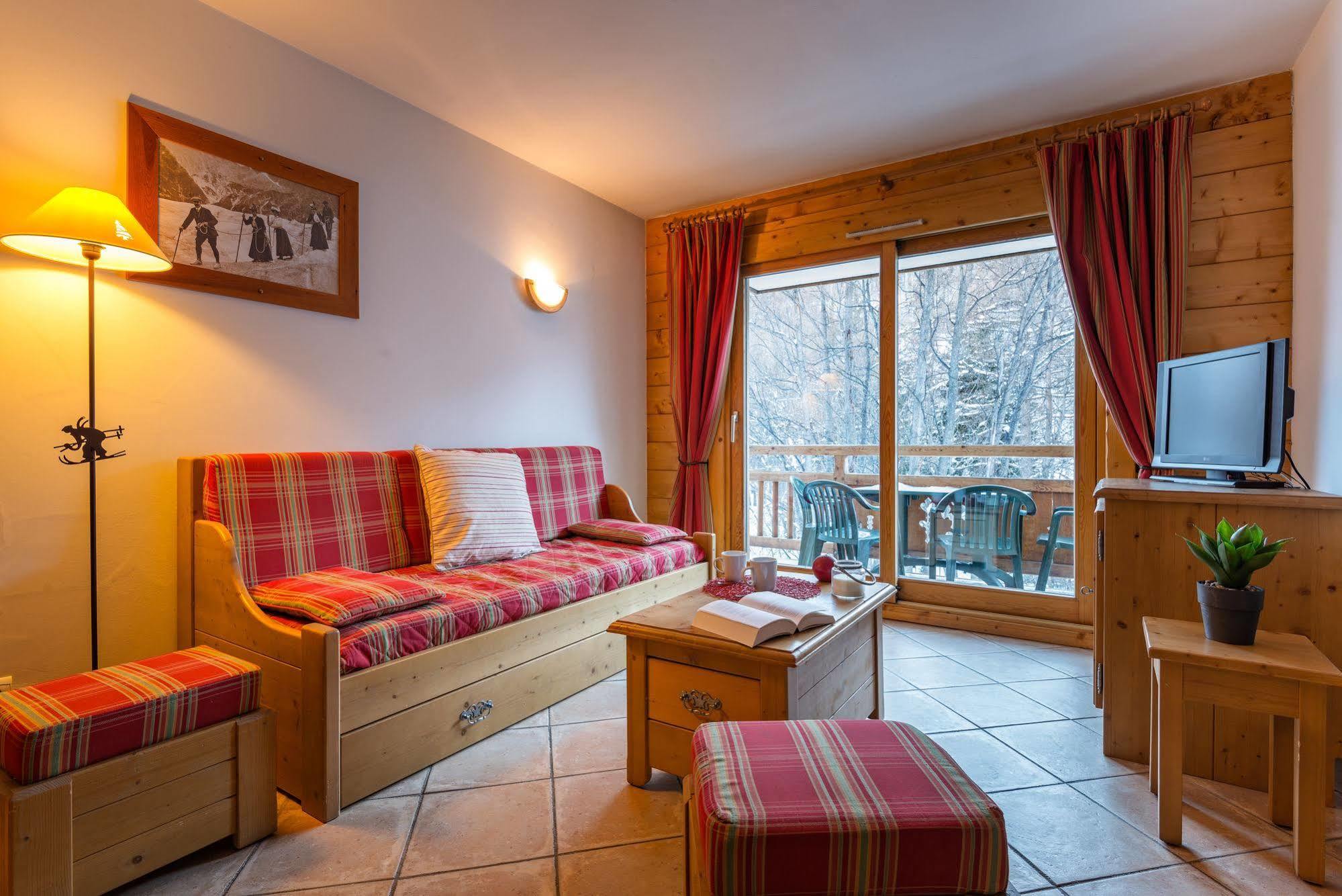 Lagrange Vacances Le Hameau Du Rocher Blanc Serre Chevalier Buitenkant foto